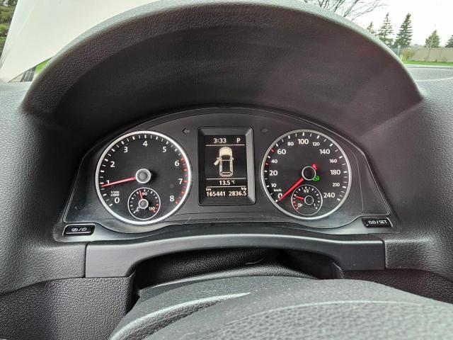 Parquets VOLKSWAGEN TIGUAN 2016 Beżowy