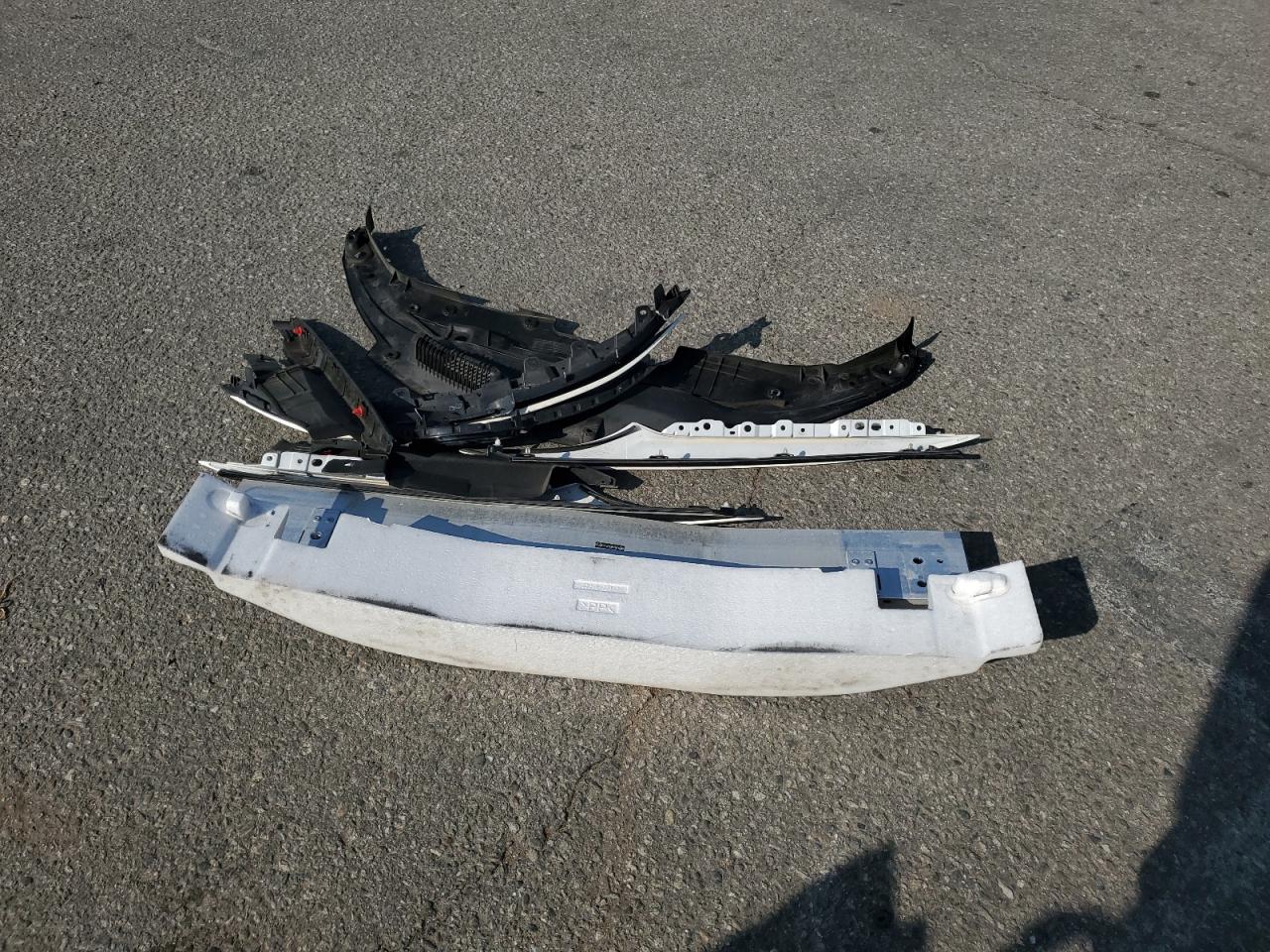 2018 Toyota Mirai VIN: JTDBVRBD2JA005355 Lot: 62415085