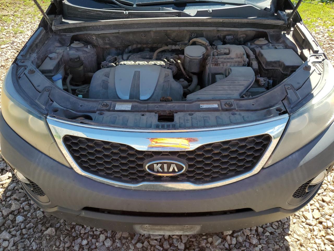 2011 Kia Sorento Base VIN: 5XYKTDA22BG136344 Lot: 63240055