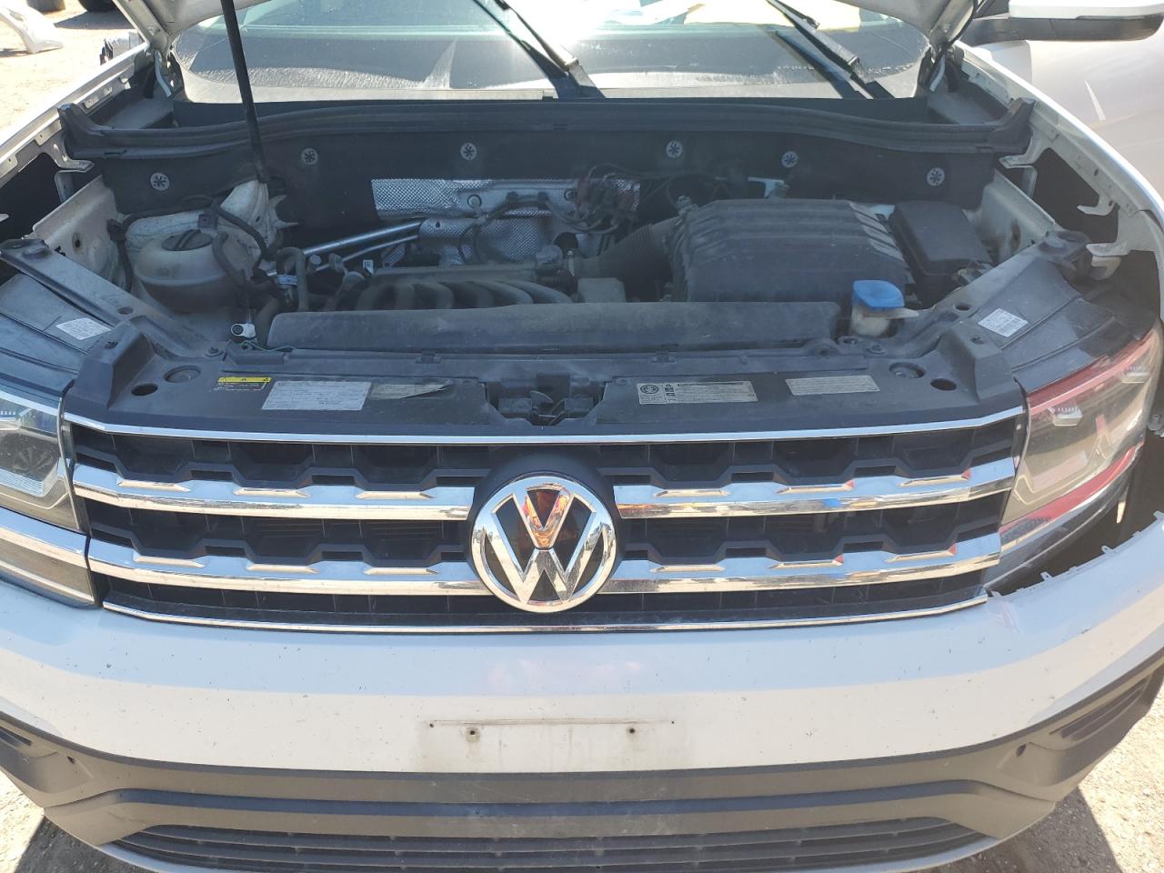 2018 Volkswagen Atlas VIN: 1V2HR2CA8JC500768 Lot: 62613365