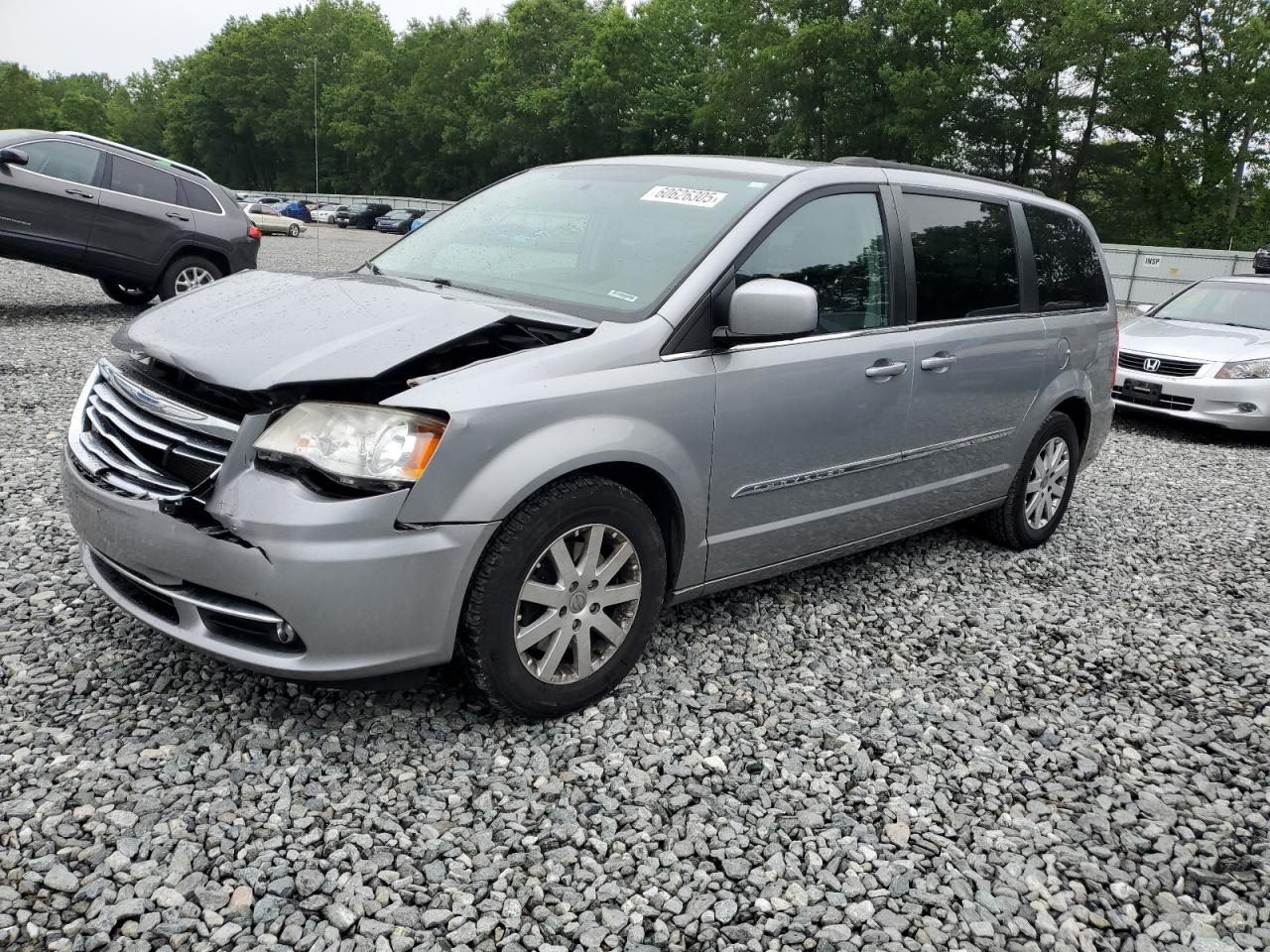 2013 Chrysler Town & Country Touring
