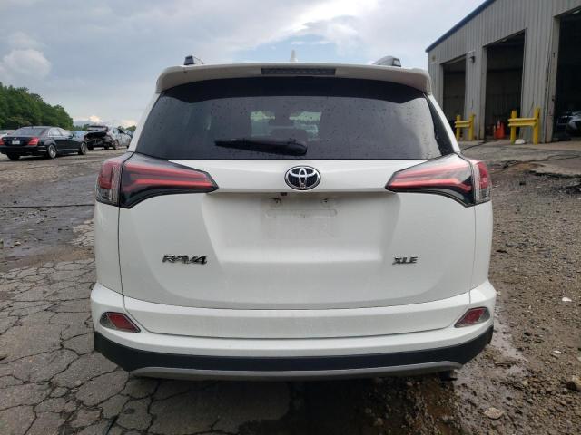  TOYOTA RAV4 2018 Белый