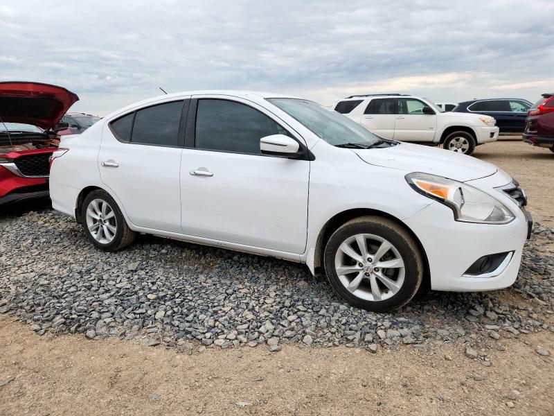  NISSAN VERSA 2015 Biały