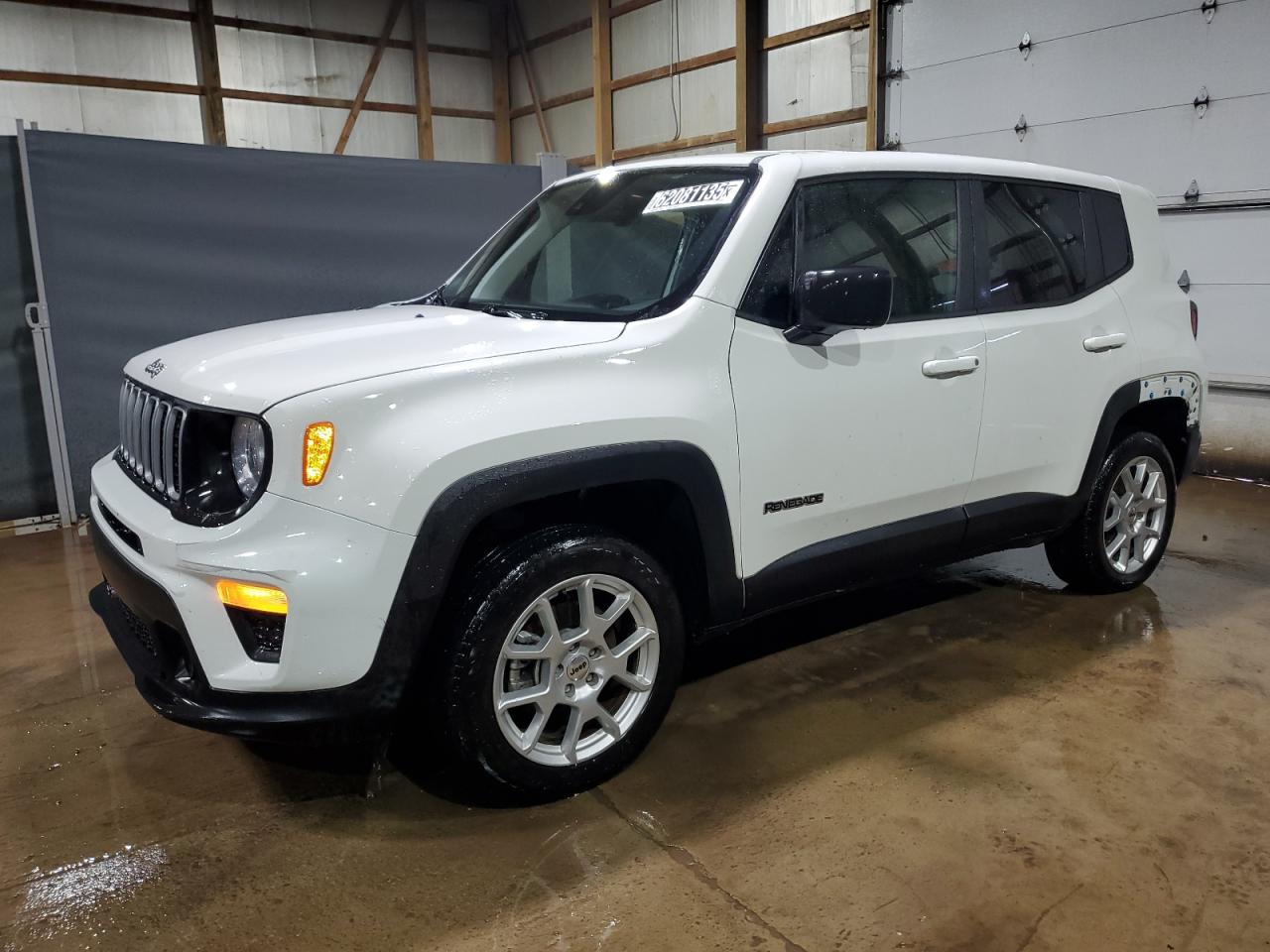 Columbia Station, OH에서 판매 중인 2023 Jeep Renegade Latitude - Rear End