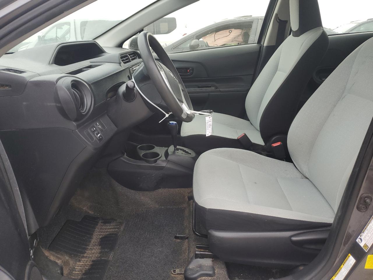 2015 Toyota Prius C VIN: JTDKDTB36F1103951 Lot: 61331925