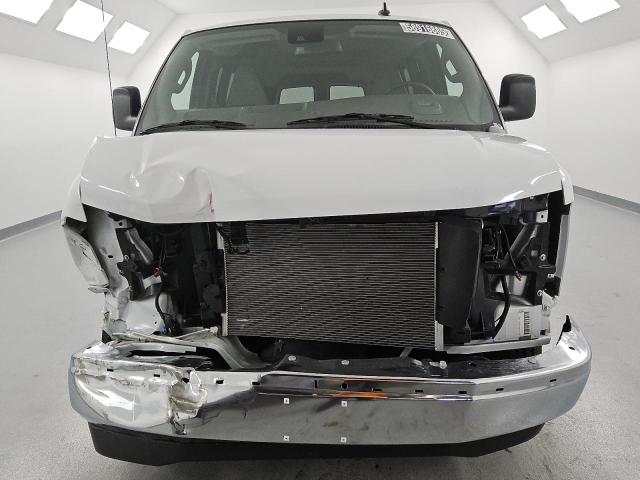  CHEVROLET EXPRESS 2024 Biały