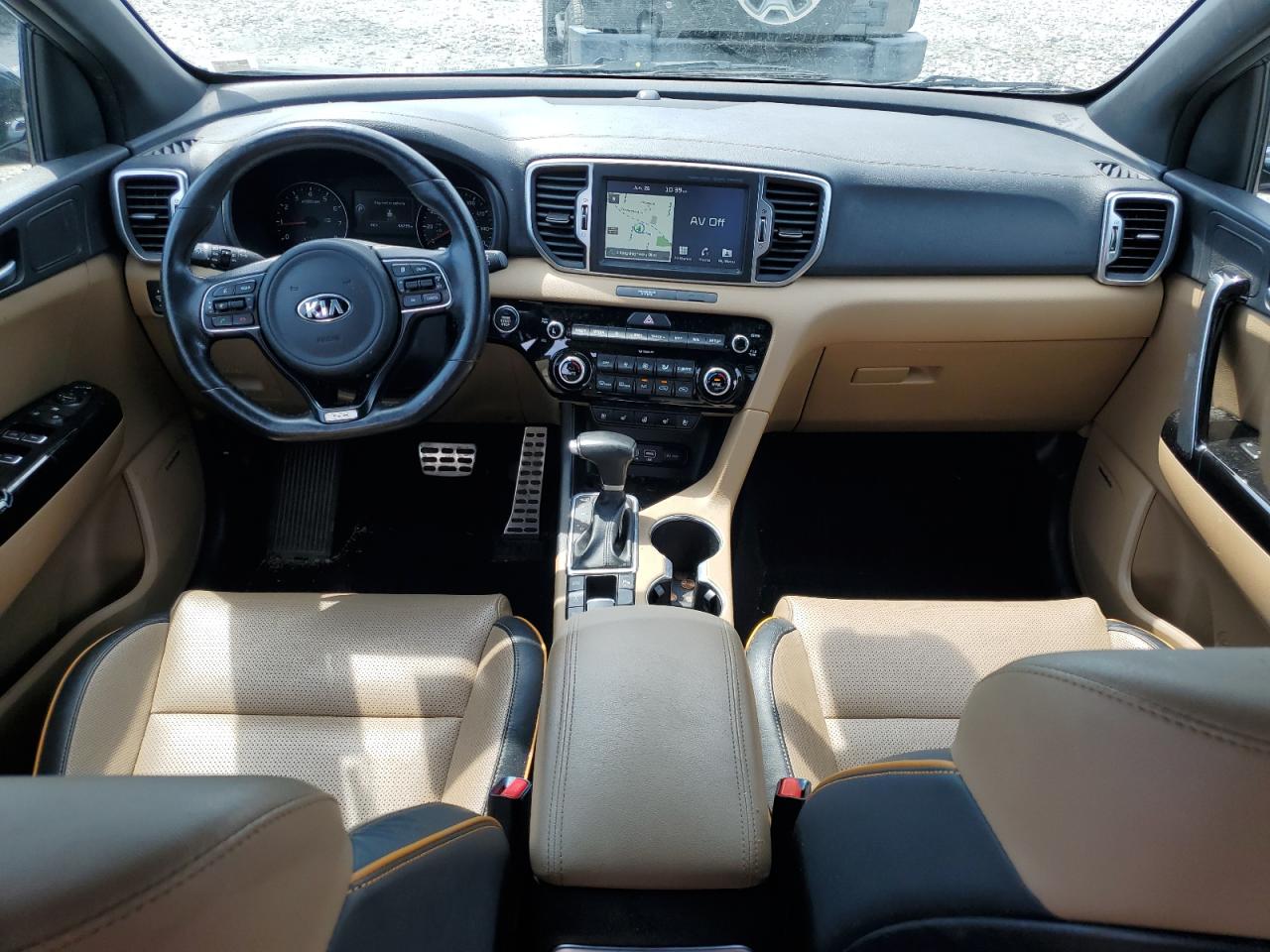 KIA SPORTAGE 2018 VIN KNDPRCA67J7381573 photo 8