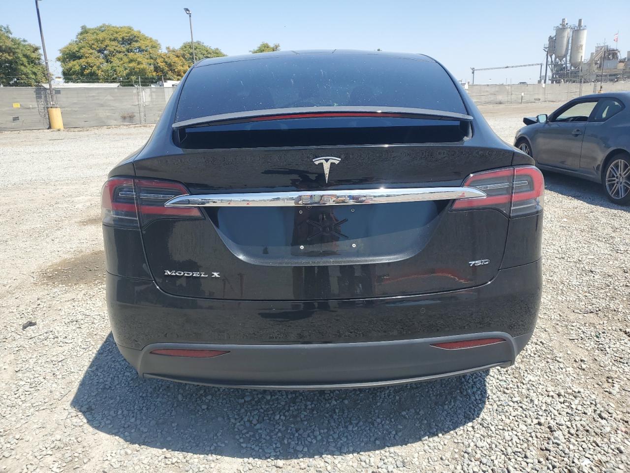 2017 Tesla Model X VIN: 5YJXCAE21HF075051 Lot: 60926115