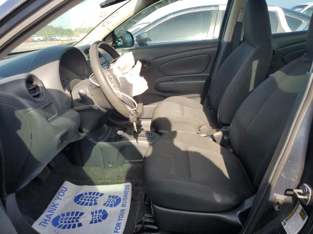  NISSAN VERSA 2015 Granatowy