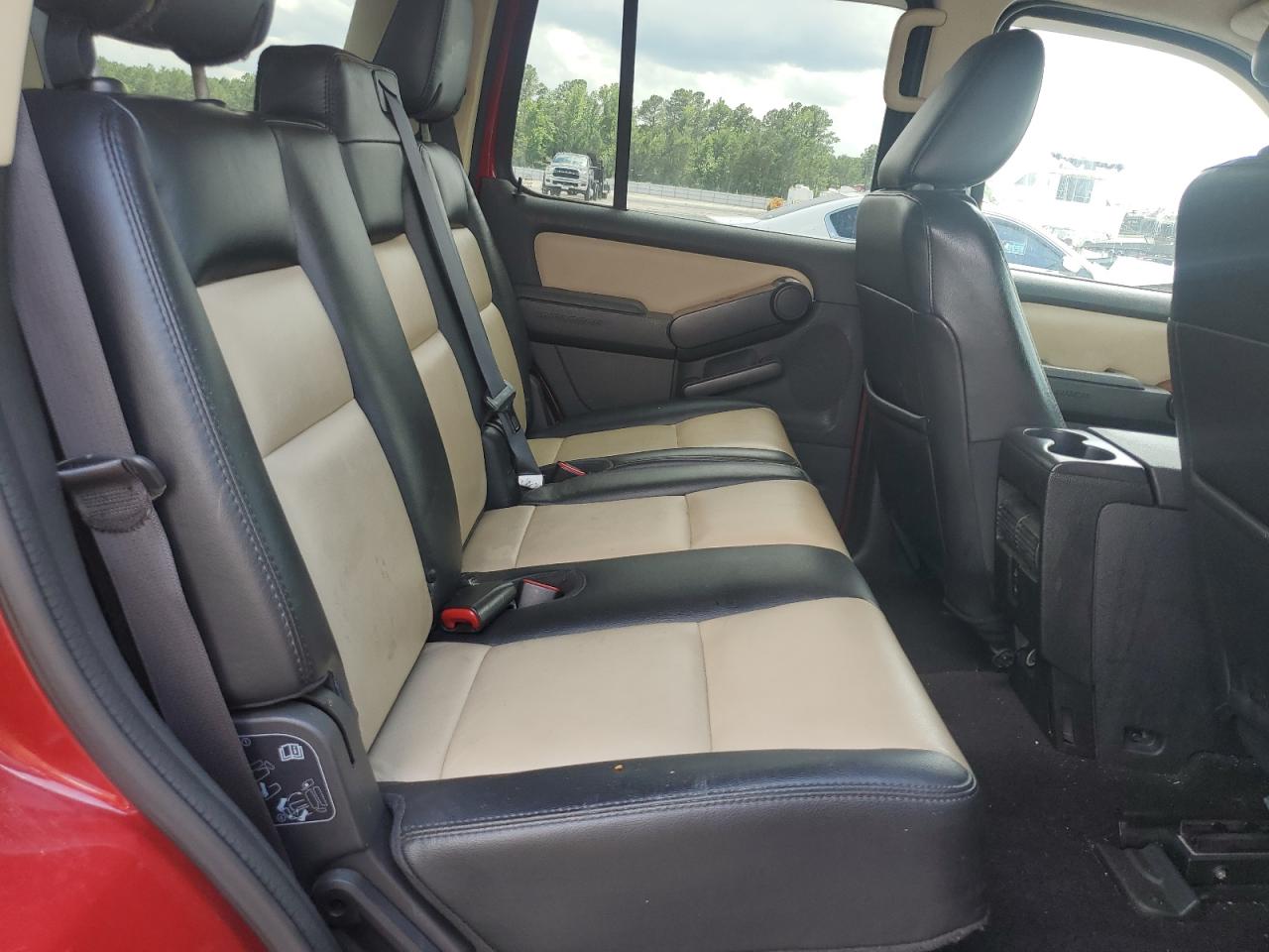 2009 Ford Explorer Eddie Bauer VIN: 1FMEU74E79UA17811 Lot: 60271065