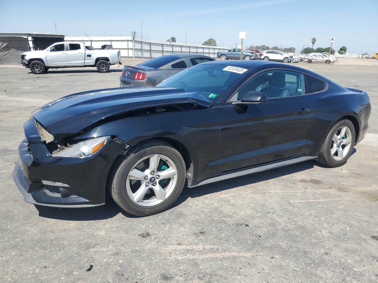 2015 Ford Mustang იყიდება Fresno-ში, CA - Front End