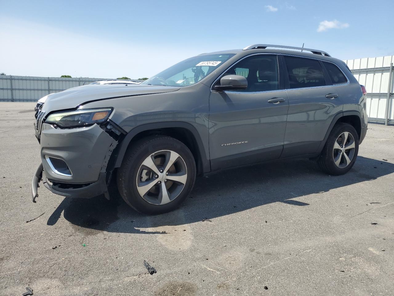 2021 Jeep Cherokee Limited na sprzedaż w Assonet, MA - Front End