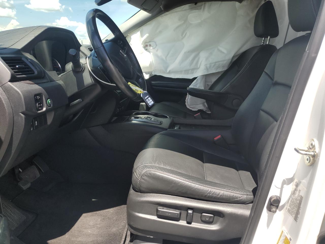 2021 Honda Pilot Se VIN: 5FNYF5H21MB001329 Lot: 62764345