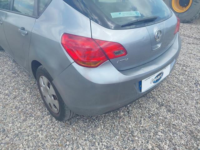 2010 VAUXHALL ASTRA EXCL