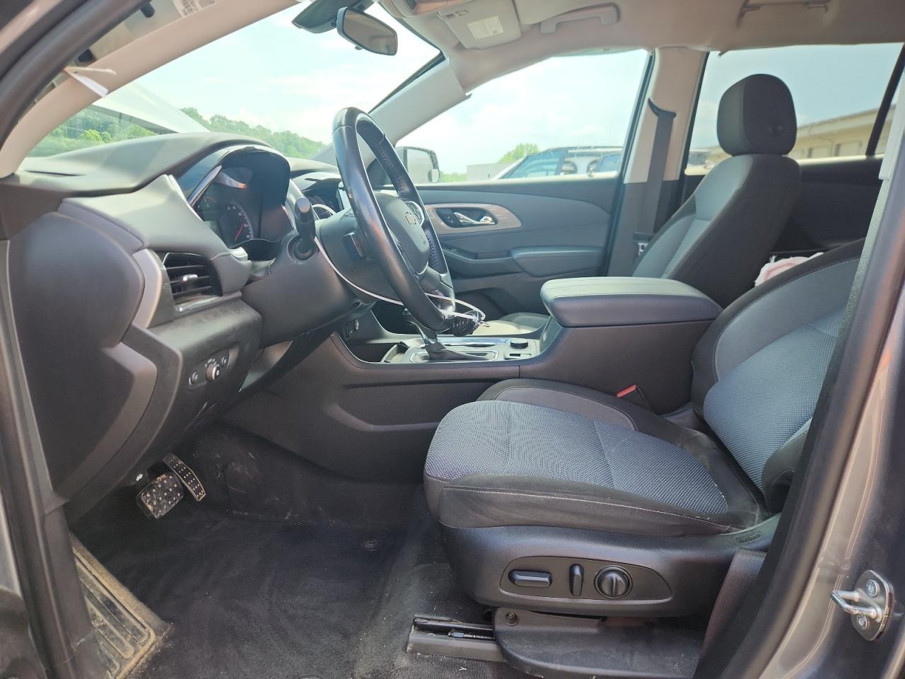 2020 Chevrolet Traverse Lt VIN: 1GNERGKW2LJ242414 Lot: 61328625