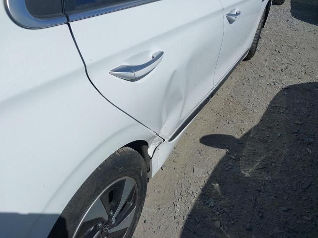 2017 HYUNDAI IONIQ PREM
