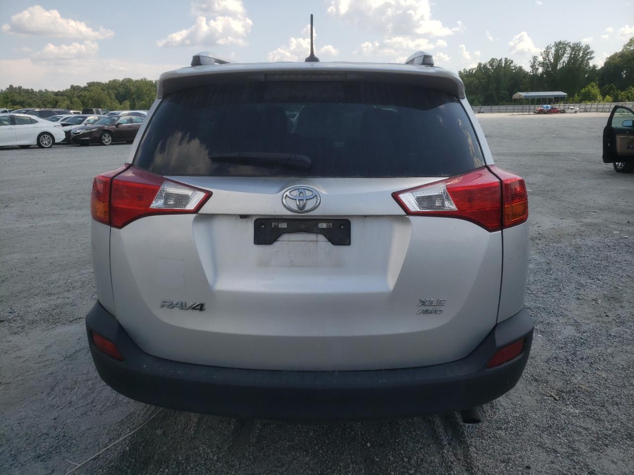 2014 Toyota Rav4 Xle VIN: 2T3RFREV4EW210179 Lot: 62911355
