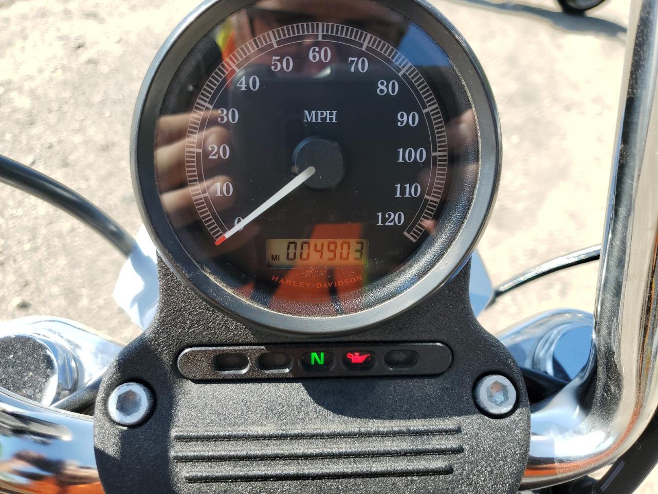 2011 Harley-Davidson Xl883 L VIN: 1HD4CR217BC416842 Lot: 61043005