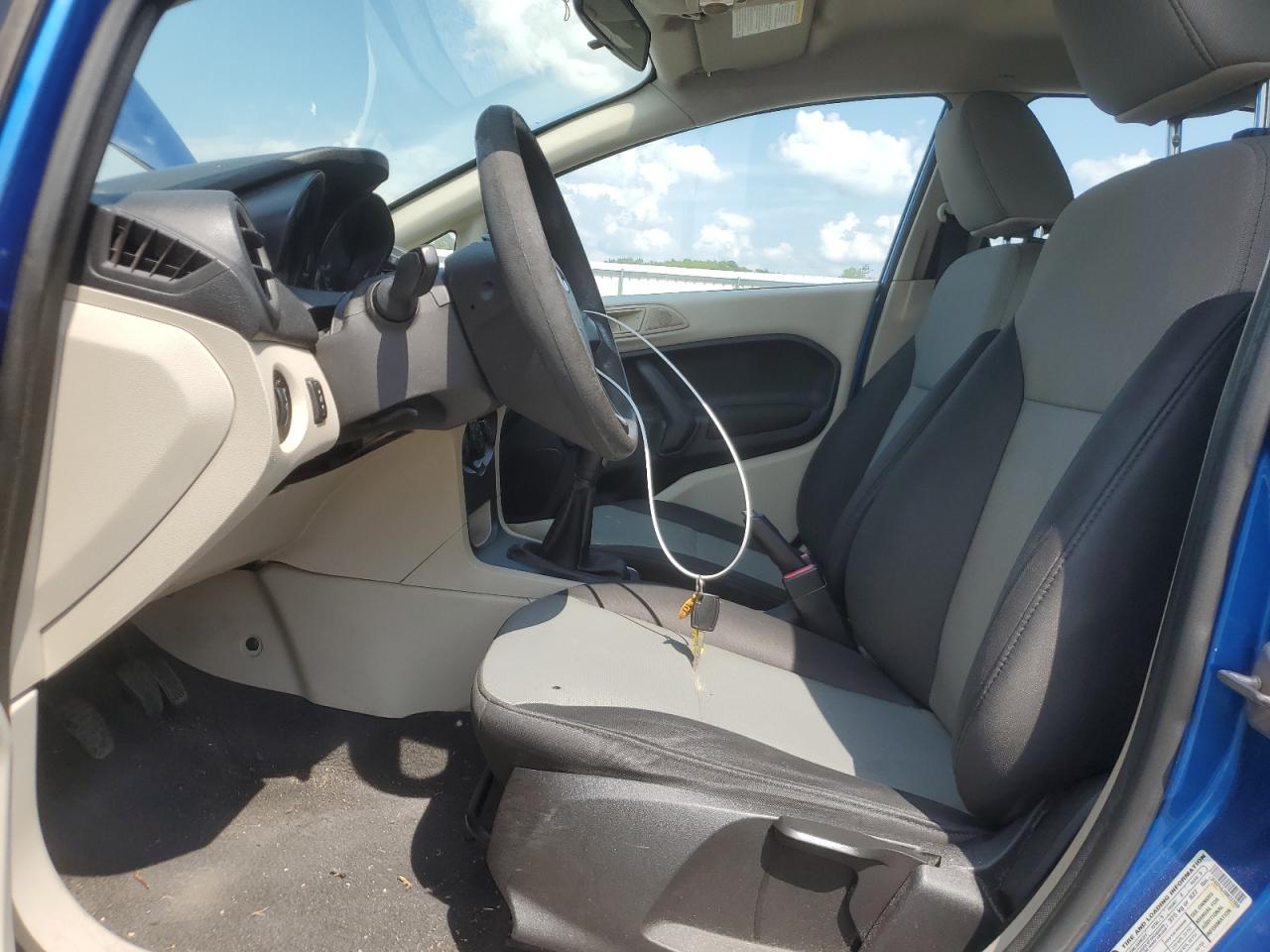2011 Ford Fiesta S VIN: 3FADP4AJ0BM227898 Lot: 61448165