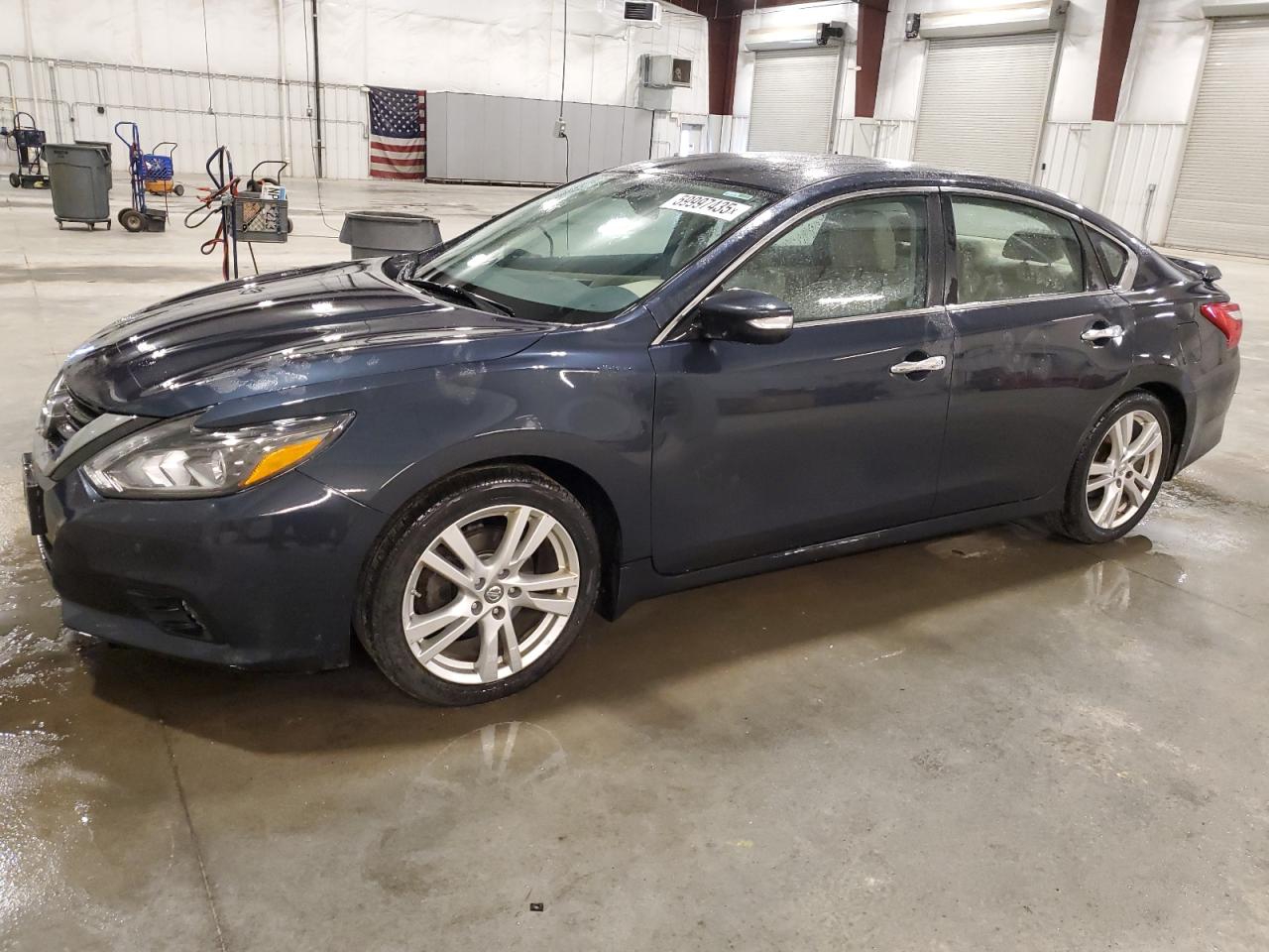 2016 Nissan Altima 3.5Sl for Sale in Avon, MN - Front End