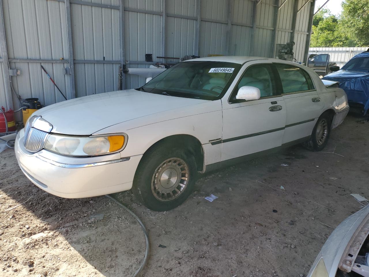 1999 Lincoln Town Car Executive   на продаже в Midway, FL - Rear End
