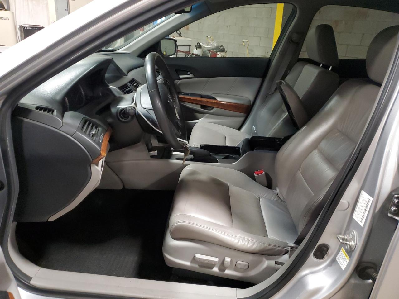 2012 Honda Accord Exl VIN: 1HGCP3F8XCA028315 Lot: 62938985
