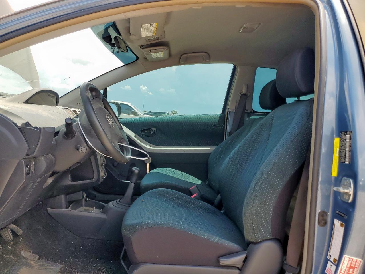2008 Toyota Yaris VIN: JTDJT923285217782 Lot: 61986465