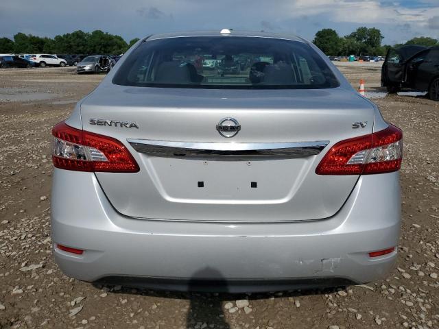 Sedans NISSAN SENTRA 2015 Srebrny