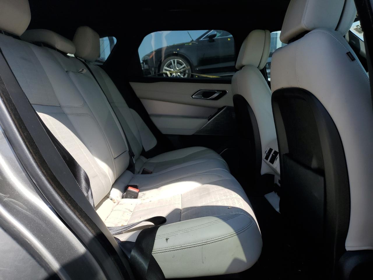 2018 Land Rover Range Rover Velar R-Dynamic Hse VIN: SALYM2RV4JA730077 Lot: 61153625