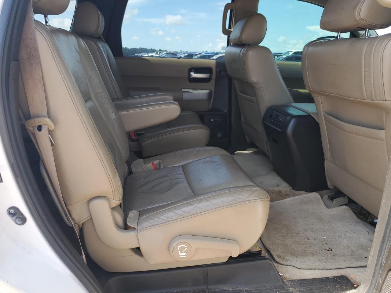 2008 Toyota Sequoia Limited VIN: 5TDZY68A28S010067 Lot: 61662295