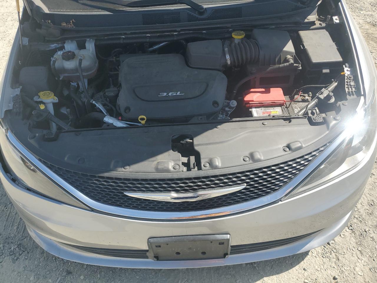 2017 Chrysler Pacifica Lx VIN: 2C4RC1CG1HR657694 Lot: 62120095