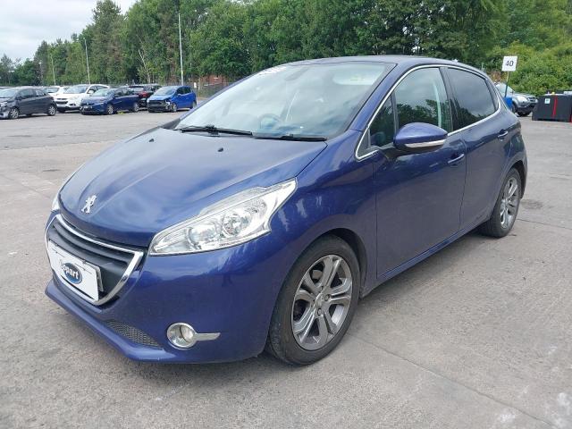 PEUGEOT 208 ALLURE 2015