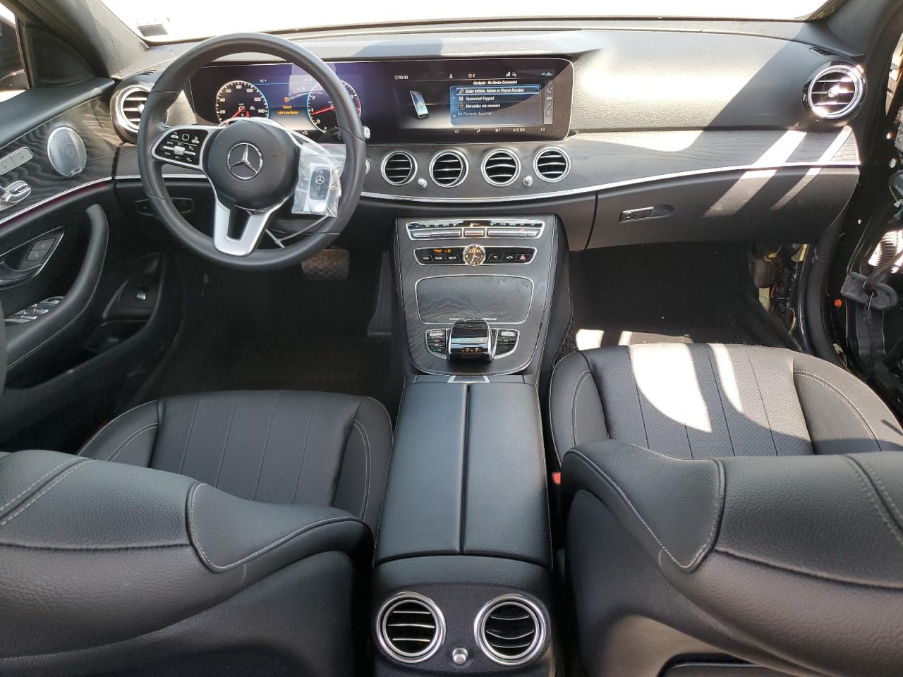 2019 Mercedes-Benz E 300 VIN: WDDZF4JB2KA611308 Lot: 62655895
