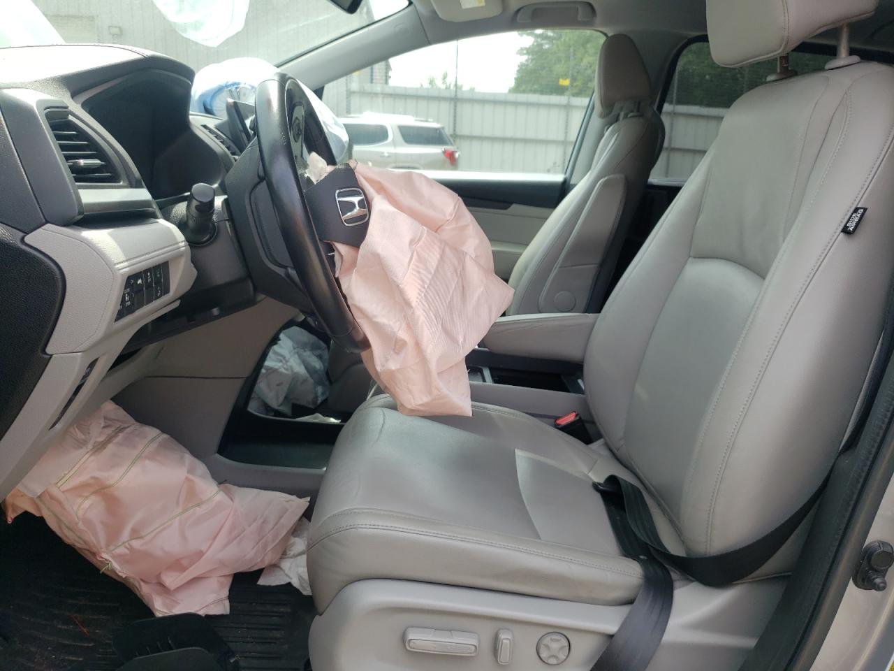 5FNRL6H78JB022480 2018 Honda Odyssey Exl