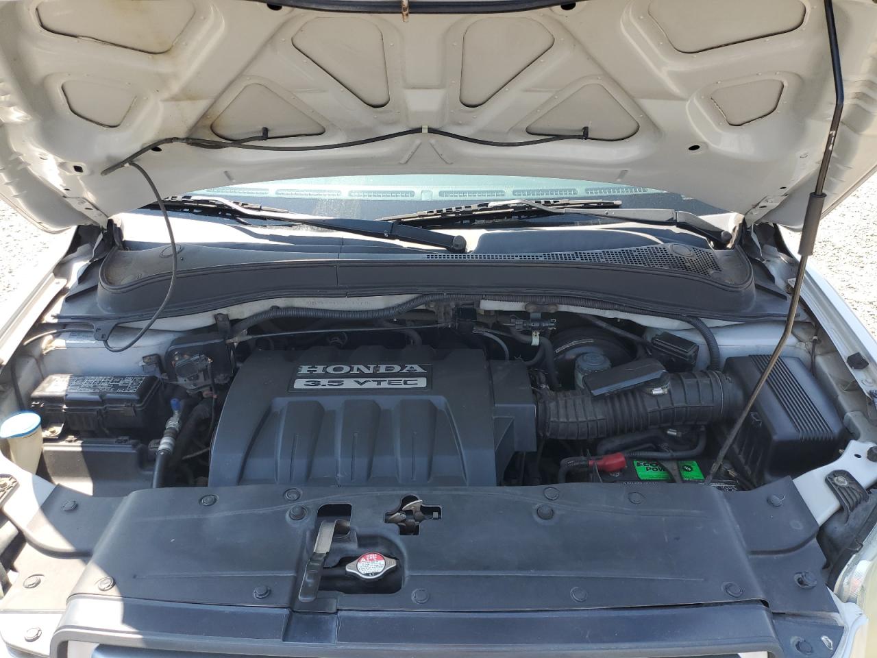 2006 Honda Pilot Lx VIN: 2HKYF18126H519776 Lot: 62408265