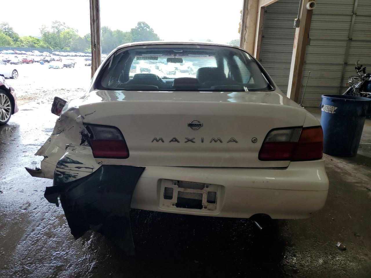 1995 Nissan Maxima Gle VIN: JN1CA21D0ST050540 Lot: 61541555