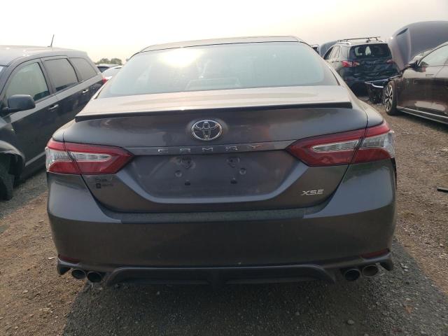  TOYOTA CAMRY 2018 Серый