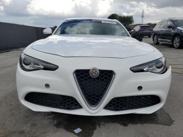  ALFA ROMEO GIULIA 2019 Белы