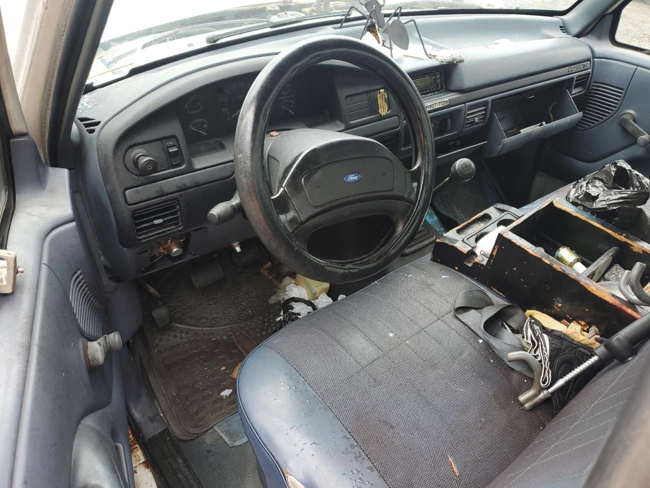 1992 Ford F150 VIN: 1FTEF15Y8NNB01600 Lot: 62353725