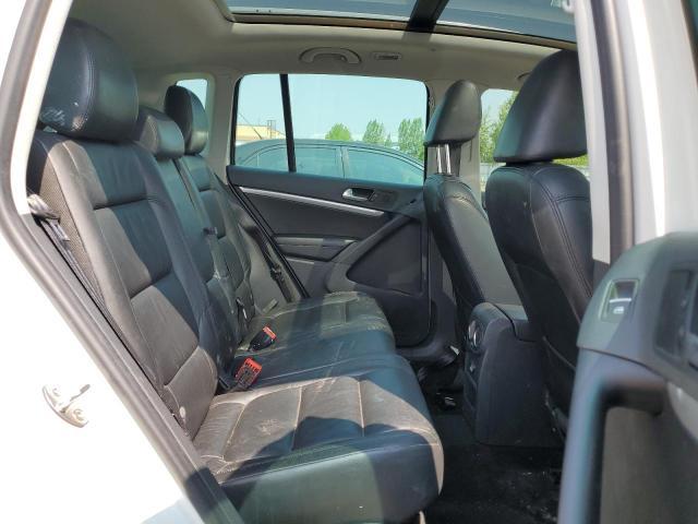 2012 VOLKSWAGEN TIGUAN S  