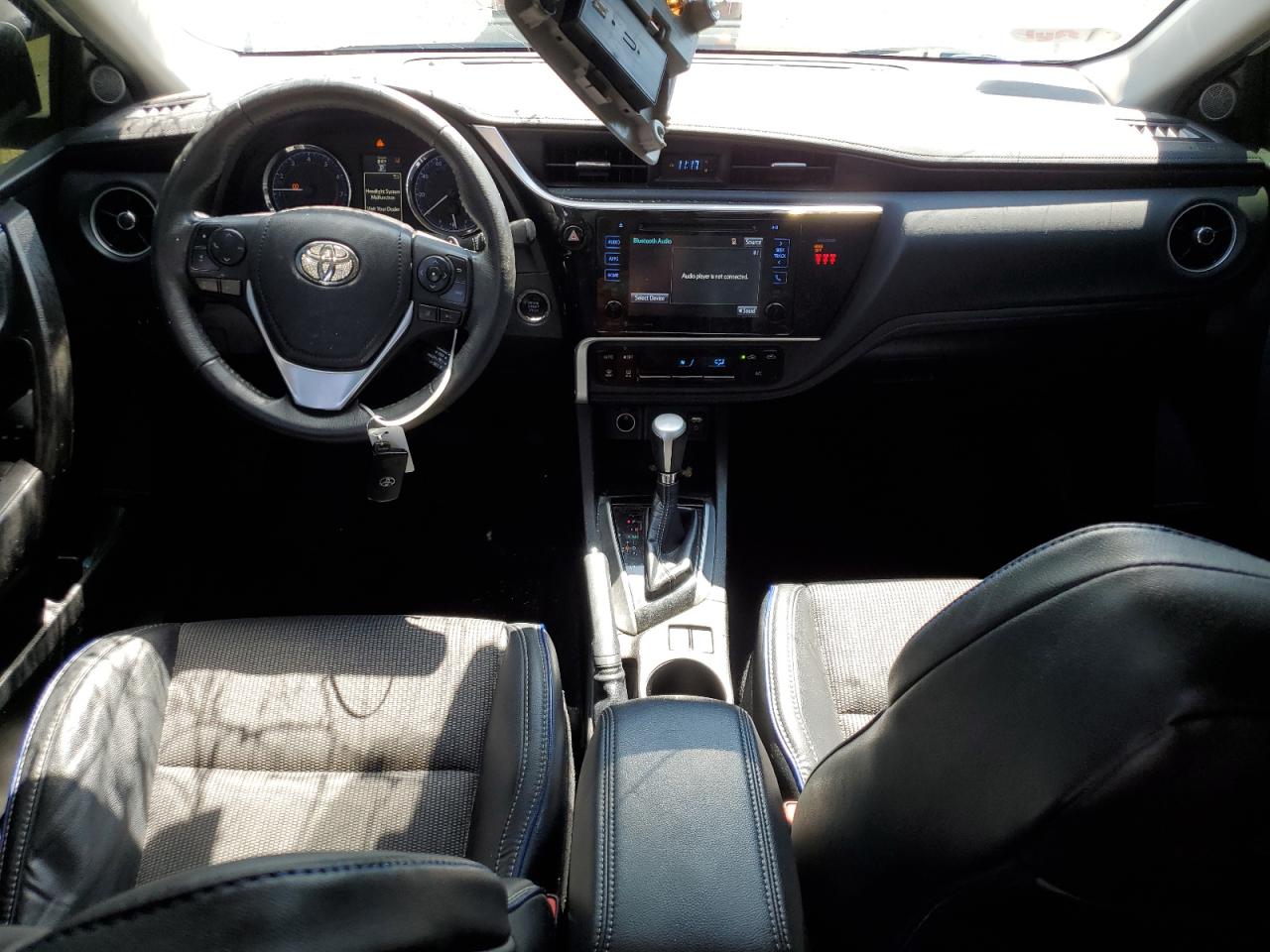 TOYOTA COROLLA 2018 VIN 5YFBURHE3JP754647 фото 8