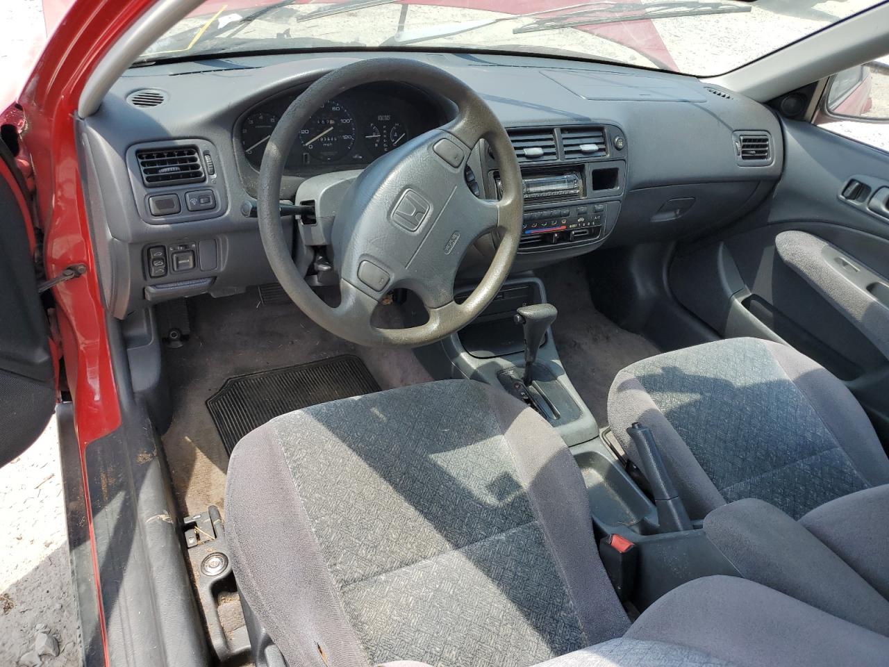 1998 Honda Civic Ex VIN: 1HGEJ824XWL015888 Lot: 62022555