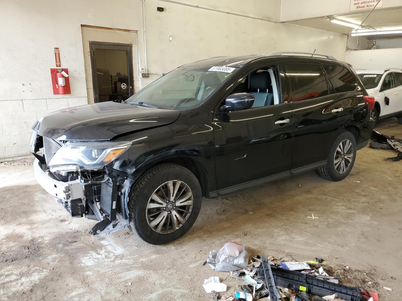 2017 Nissan Pathfinder S for Sale in Ham Lake, MN - Front End