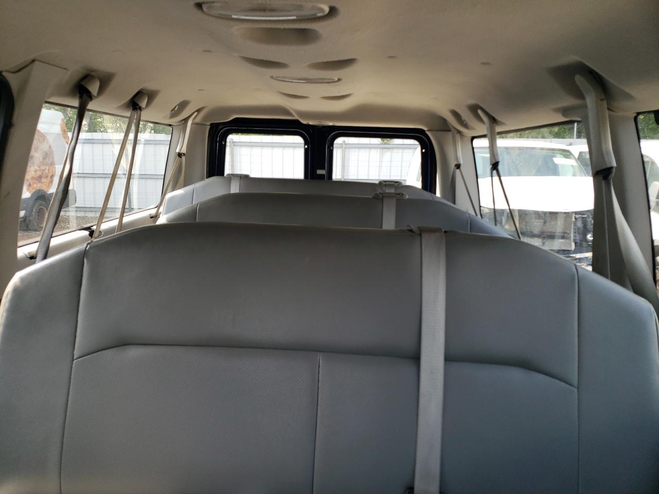 FORD ALL Models 2011 VIN 1FBNE3BL8BDA38379 zdjęcie 10
