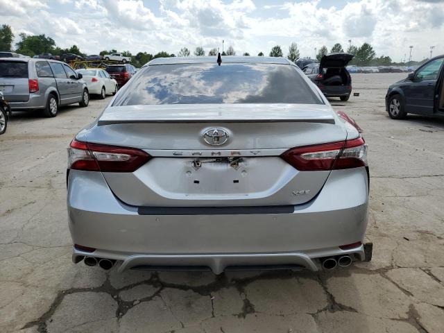  TOYOTA CAMRY 2018 Серебристый