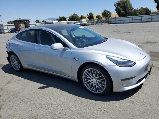  TESLA MODEL 3 2018 Silver