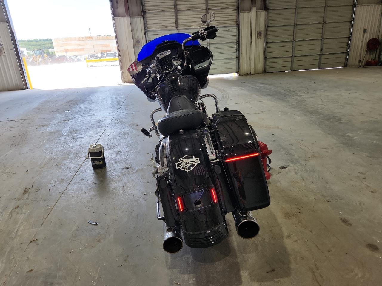 HARLEY-DAVIDSON FL 2022 VIN 1HD1KHC10NB642231 zdjęcie 4
