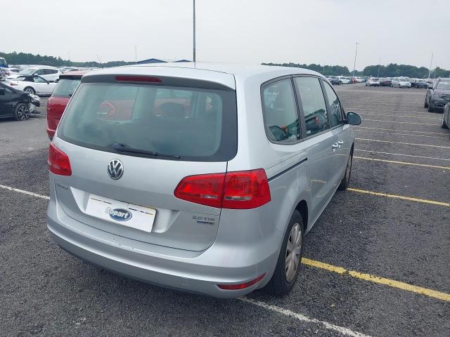 2011 VOLKSWAGEN SHARAN S B