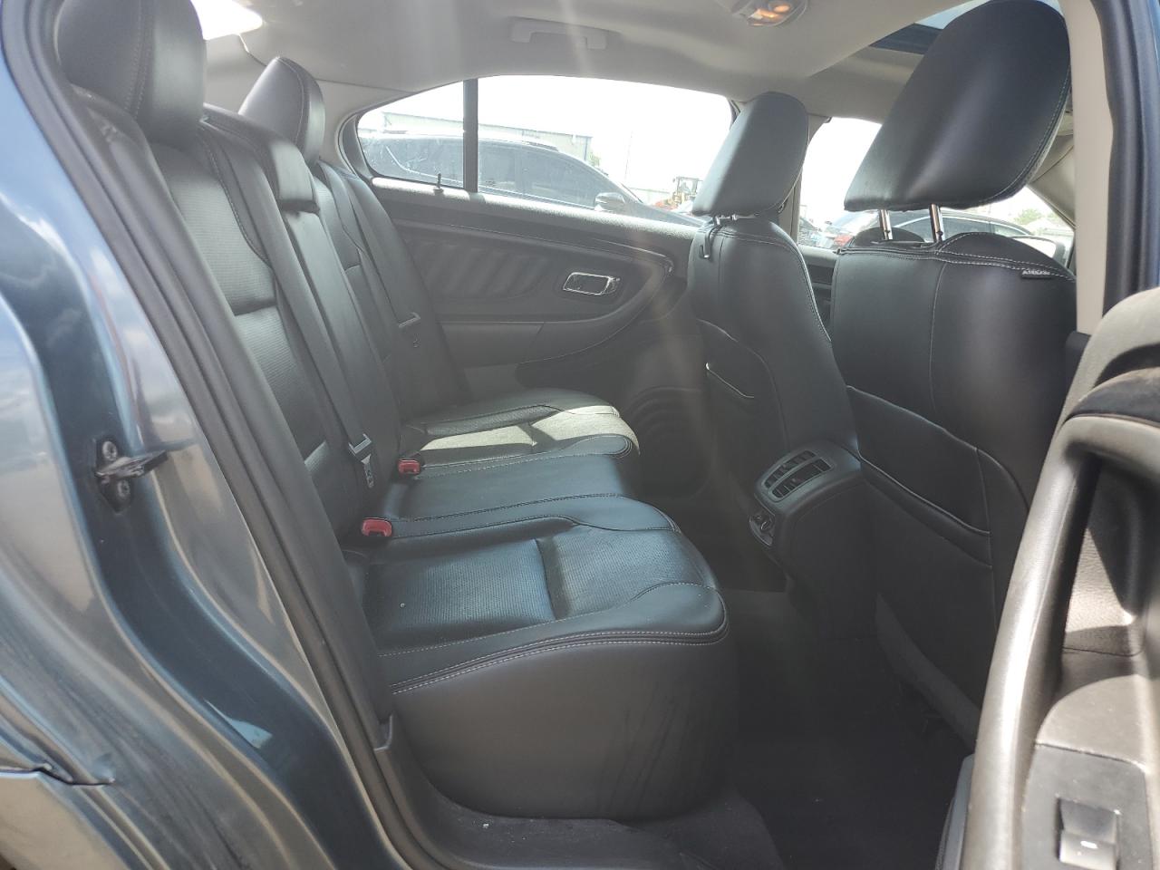 2010 Ford Taurus Limited VIN: 1FAHP2FW8AG137448 Lot: 62916205