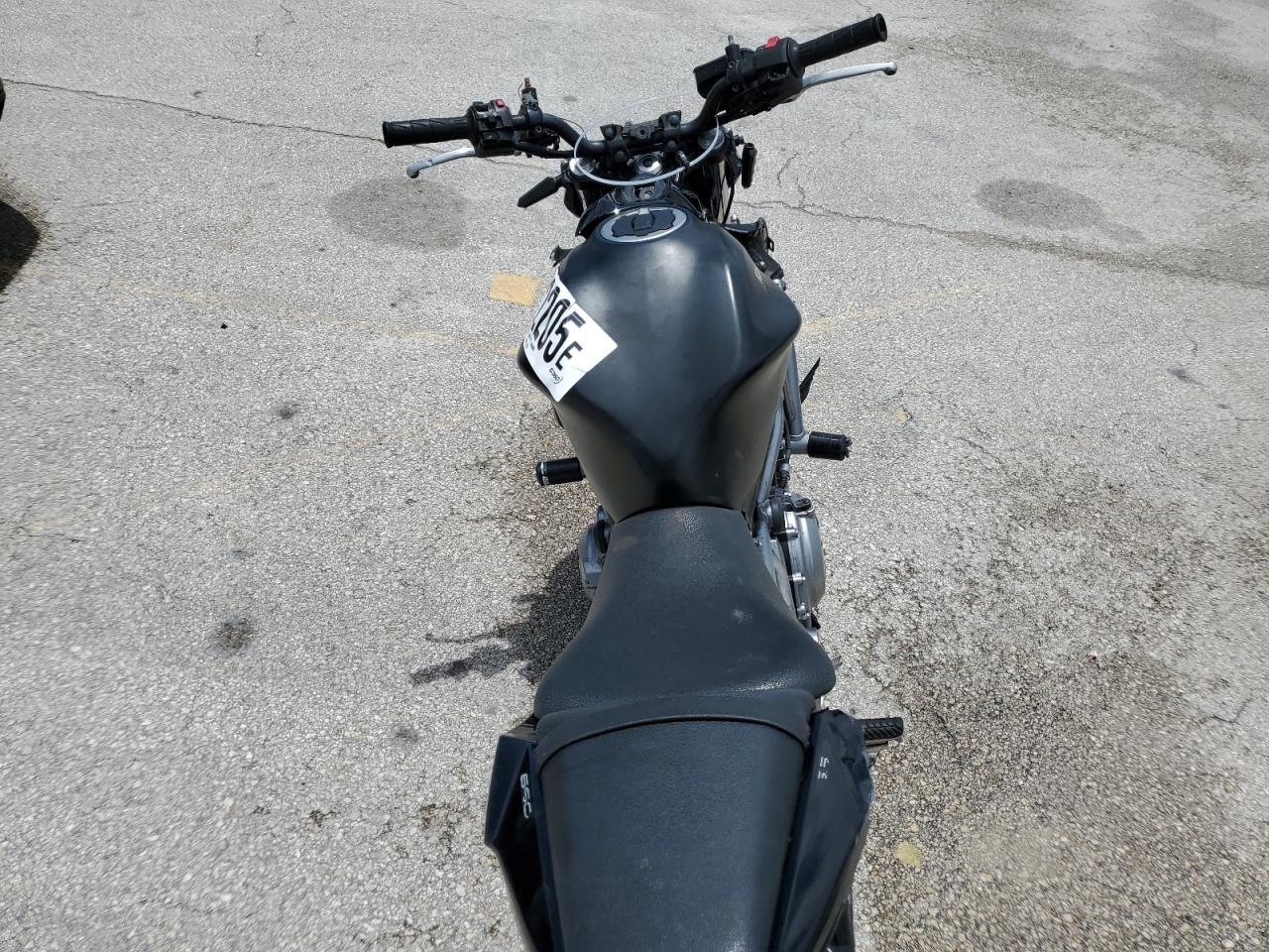 2017 Kawasaki Er650 G VIN: JKAEREG12HDA01630 Lot: 61022205